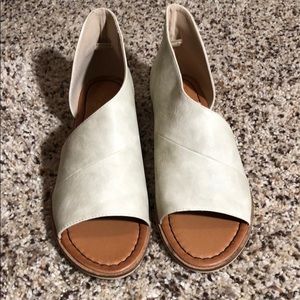 Extreme cut open toe booties